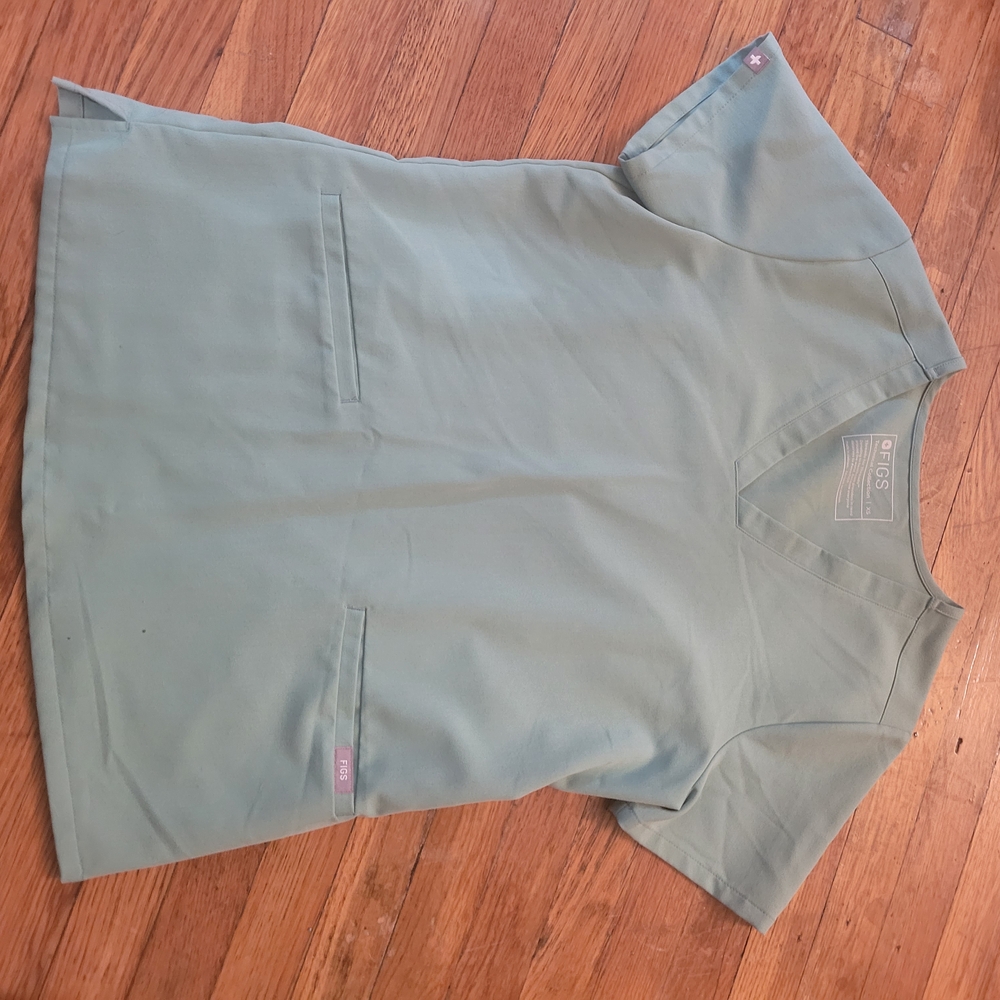 FIGS Light Green Scrub Top